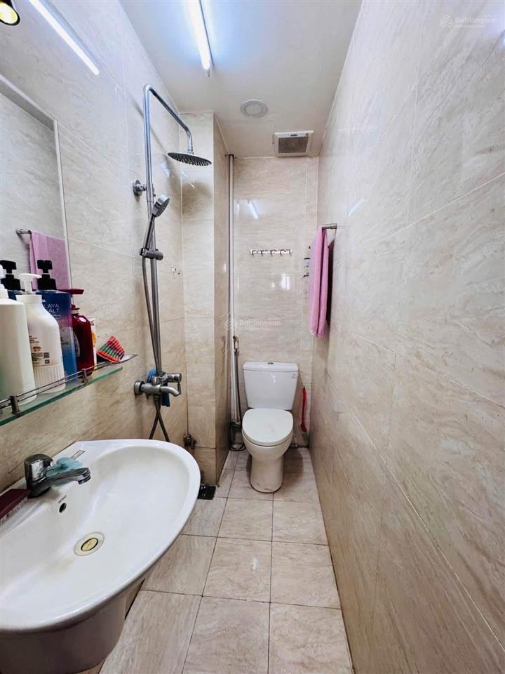 Nhà đẹp bình thạnh nhỉnh 8 tỷ 53m2 5 tầng đẹp kiên cố