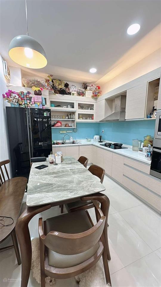 Nhà 4 tầng  7 phòng khép kín  trung tâm bình thạnh ở hay khai thác dòng tiền tốt  9 tỉ nhỉnh