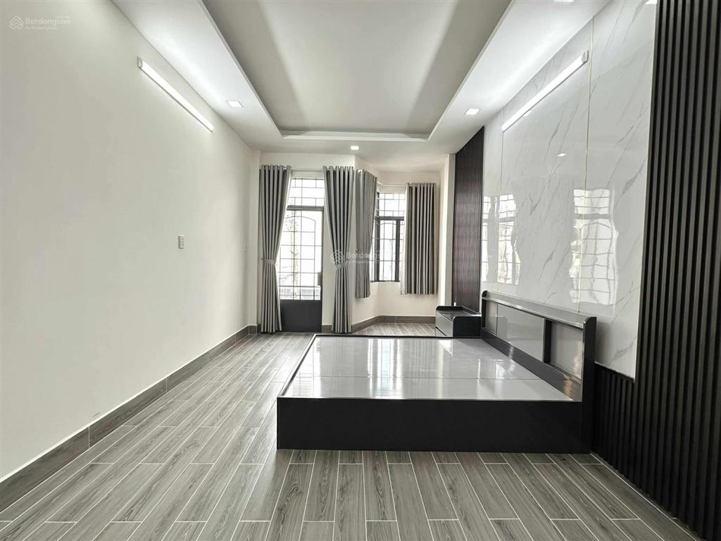 Nhà đẹp ở ngay diện tích đất 68m2 hxh ngay phan đăng lưu bình thạnh, chỉ nhỉnh 8 tỷ