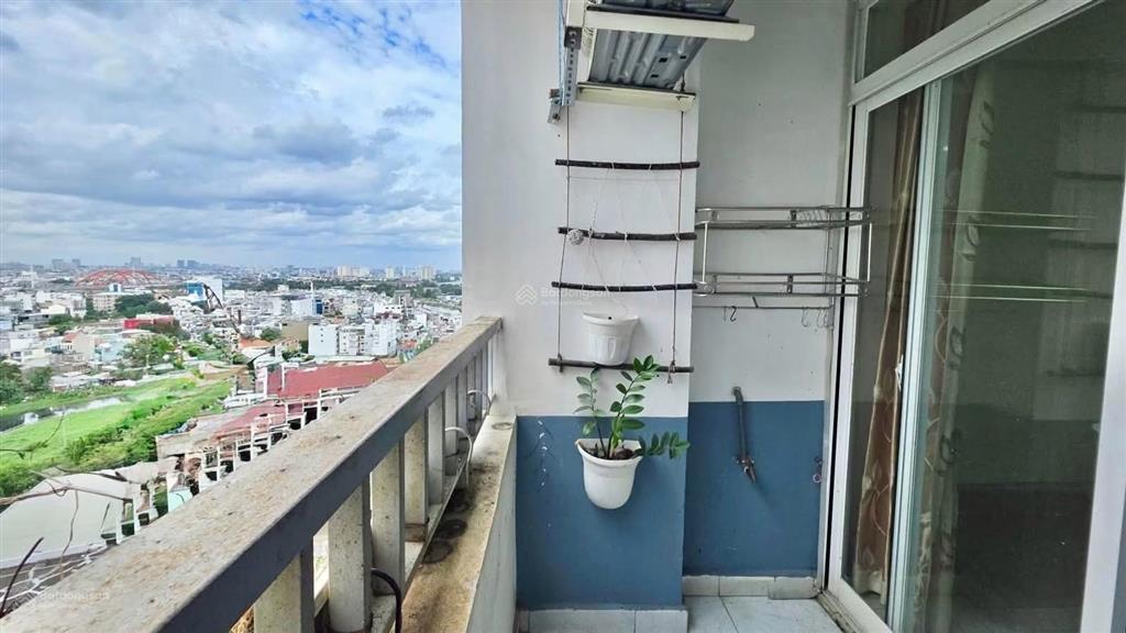 Căn hộ chung cư 1050 phan chu trinh căn góc 2 ban công cực thoáng  60m2  3,65t