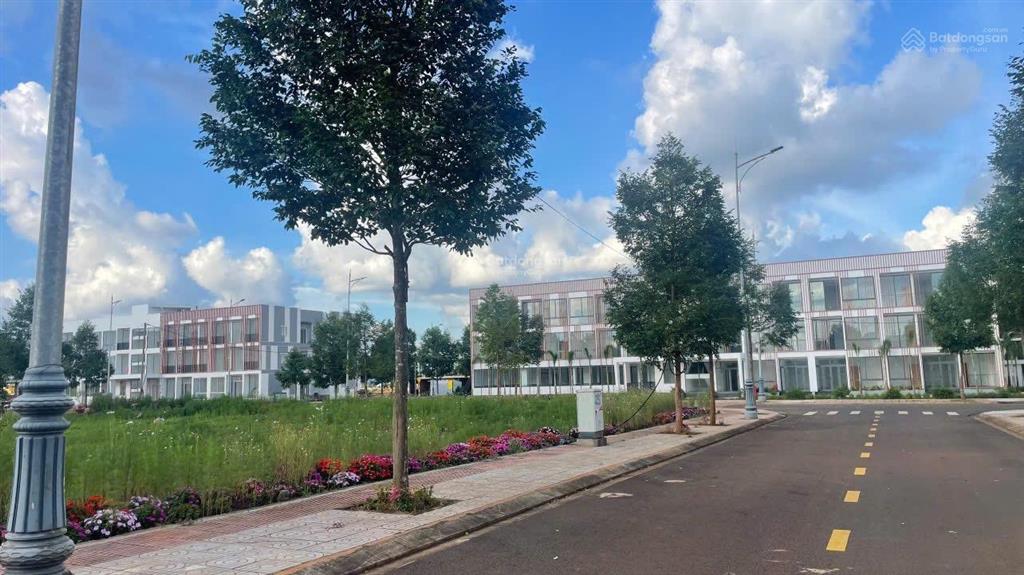 Bán lô đất siêu đẹp hoa viên trung tâm ân phú lk7 hướng nam không khuyết điểm