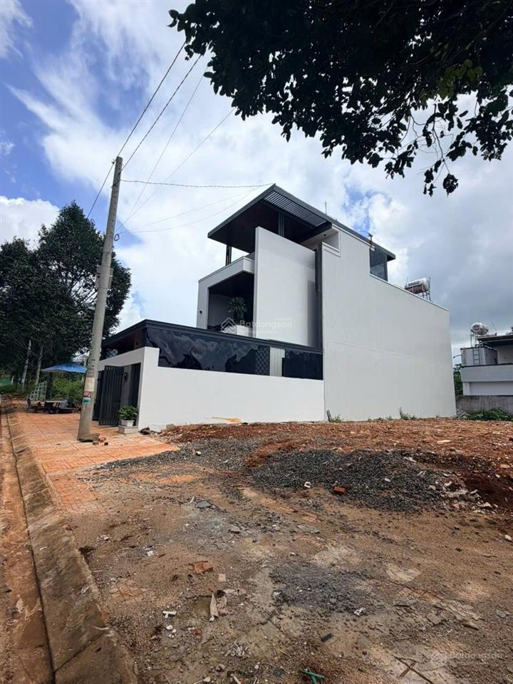 Bán lô lk8 buôn hồ palama bên cạnh văn phòng đăng ký đất