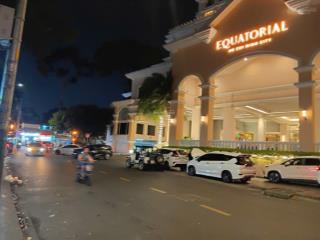 Bán nhà trung tâm q.5 ngay khách sạn equatorial 50m n4,2m dài 12m vuông vức nhỉnh 9 tỷ bằng 70% tt