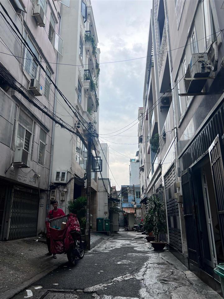 Nhà với thông số vàng n6 d18, khu toàn nhà cao tầng, hầm trệt 3 lầu st chỉ 12,8 tỷ quận bình thạnh.