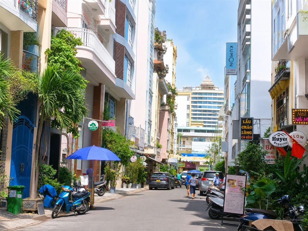 Mặt tiền nội bộ quận 1, tòa nhà 7 tầng thang máy, chdv cao cấp, dòng tiền 1,2 tỷ, dt sàn 540m 68 tỷ