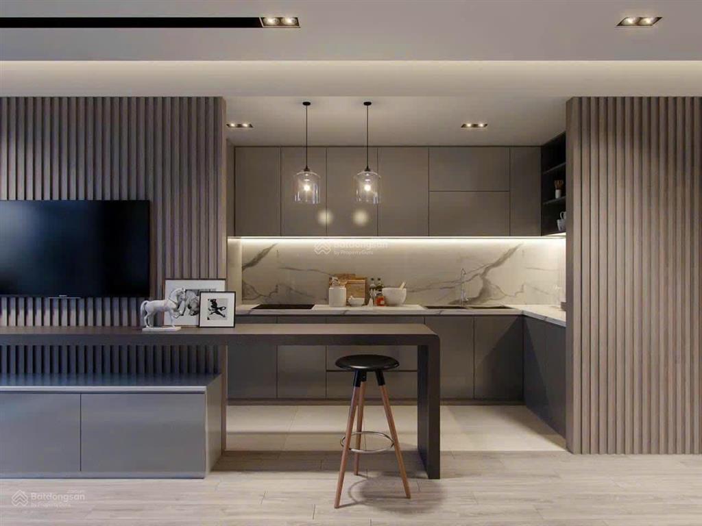 Bán căn 1n paris tầng cao, view siêu đẹp nhìn trọn công viên và bể bơi, giá chỉ 3,3 tỷ.