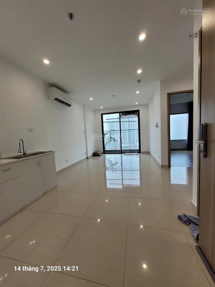 Giảm giá sốc  1 ngủ +1 tại toà s2.07 chỉ 2,x tỷ  sẵn sổ đỏ, tầng trung view đẹp, sang tên ngay!