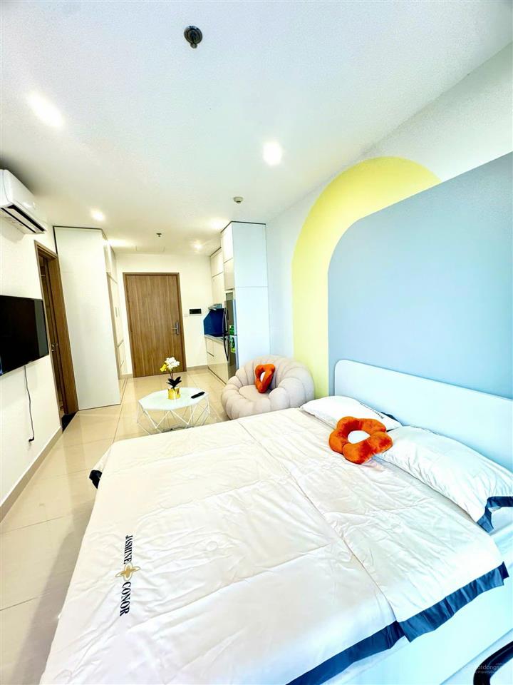 "hàng hiếm" studio có ban công  hướng đông nam mát rượi  sẵn sổ đỏ!