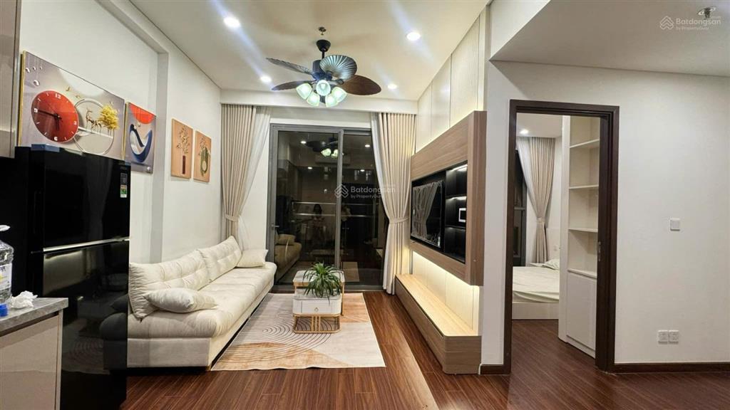 Giảm gấp 200 trệu! bán cắt lỗ căn 1 ngủ toà m3, 43m2 full đồ, sổ đỏ trao tay  chỉ 3.55 tỷ thu về.
