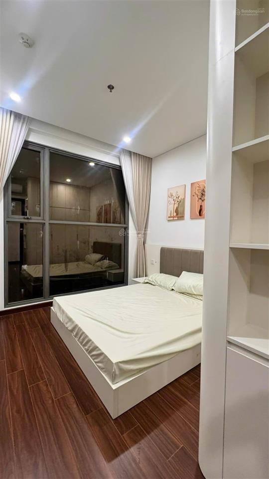 Giảm gấp 200 trệu! bán cắt lỗ căn 1 ngủ toà m3, 43m2 full đồ, sổ đỏ trao tay  chỉ 3.55 tỷ thu về.