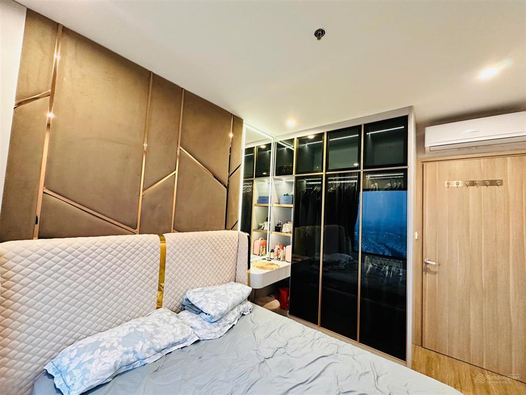 Siêu rẻ! chỉ 3,42 tỷ sở hữu căn 1n + 1  s1.12  tầng trung, hướng đb mát, nội thất luxury đẳng cấp
