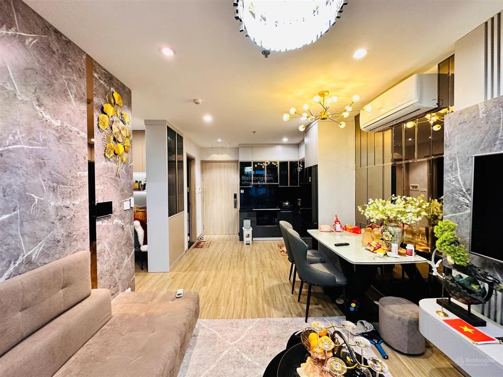 Siêu rẻ! chỉ 3,42 tỷ sở hữu căn 1n + 1  s1.12  tầng trung, hướng đb mát, nội thất luxury đẳng cấp