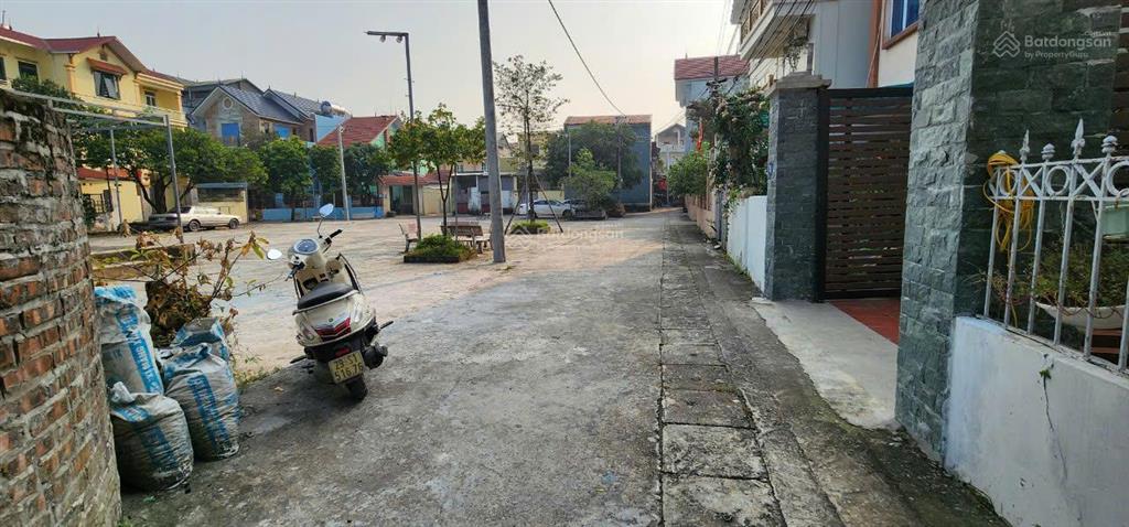 Bán nhà riêng tại thôn đìa phúc thịnh , 5,7tỷ, 68m2, 4pn, 5wc, 3 tầng. hót