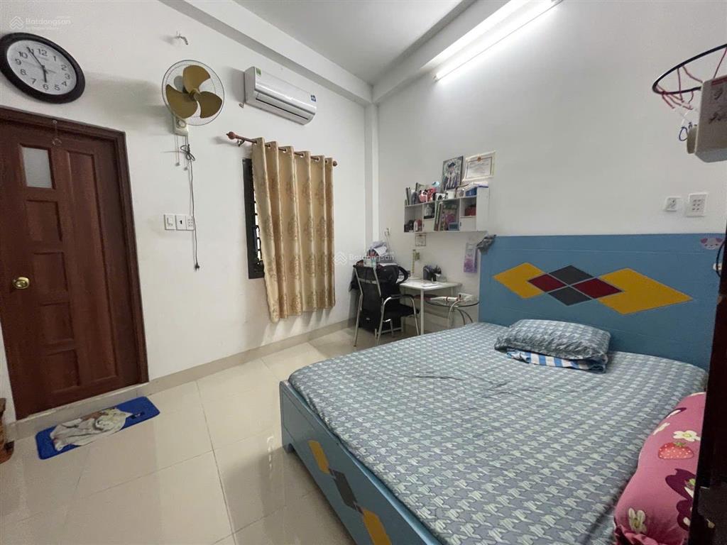 Bán nhà 2 tầng mới ở ngay ngang hơn 6m nguyễn thị sóc bà diểm hóc môn chỉ hơn 4ty chút thôi