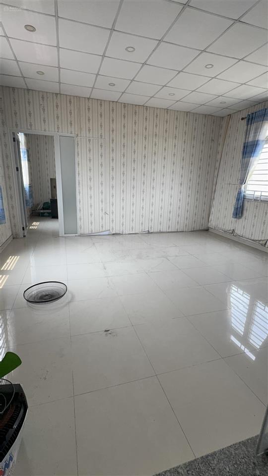 Bán nhà 3 tầng mặt tiền kinh doanh đỉnh ngang gần 6m trần thị bốc hóc môn chỉ 6.5 tỷ tl