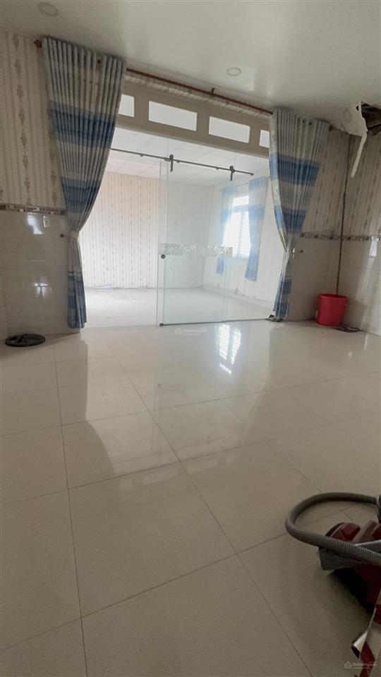 Bán nhà 3 tầng mặt tiền kinh doanh đỉnh ngang gần 6m trần thị bốc hóc môn chỉ 6.5 tỷ tl