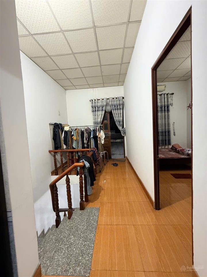 Bán nhà 2 tầng mặt tiền đường tân chánh hiệp ngang gần 6m100m2 chỉ 6.5 tỷ quận 12 còn tl