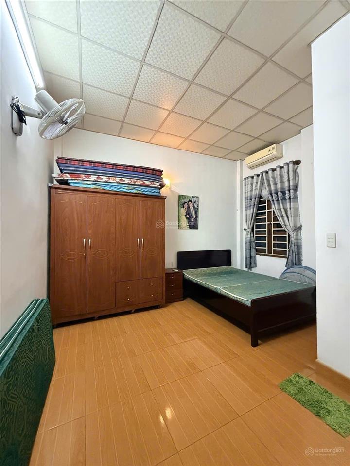 Bán nhà 2 tầng mặt tiền đường tân chánh hiệp ngang gần 6m100m2 chỉ 6.5 tỷ quận 12 còn tl