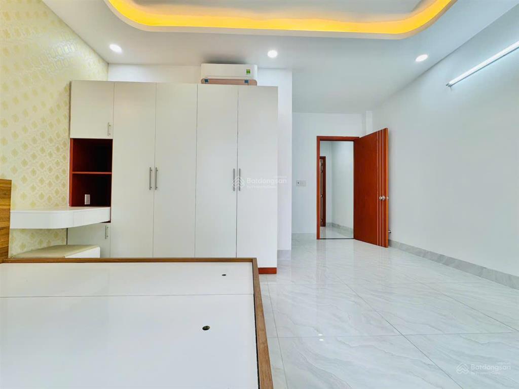 Bán nhà 4 tầng hxh nhà mới ở ngay ngang 5m*15m lê văn khương chỉ nhỉnh 5 tỷ quận 12