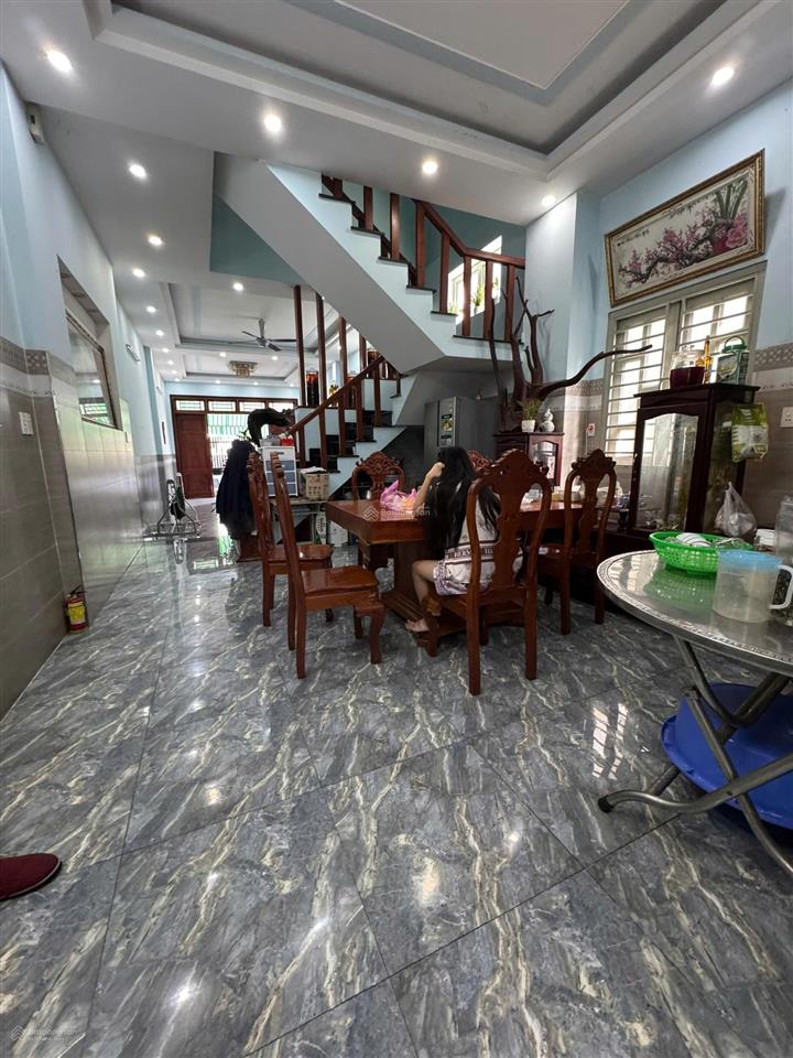 Bán nhà hẻm nhựa 8m 1/sẹc ngắn phạm thị giây ngang 8m  nhà 2 tầng kiên cố chỉ 7,3 tỷ  168m2 cn đủ