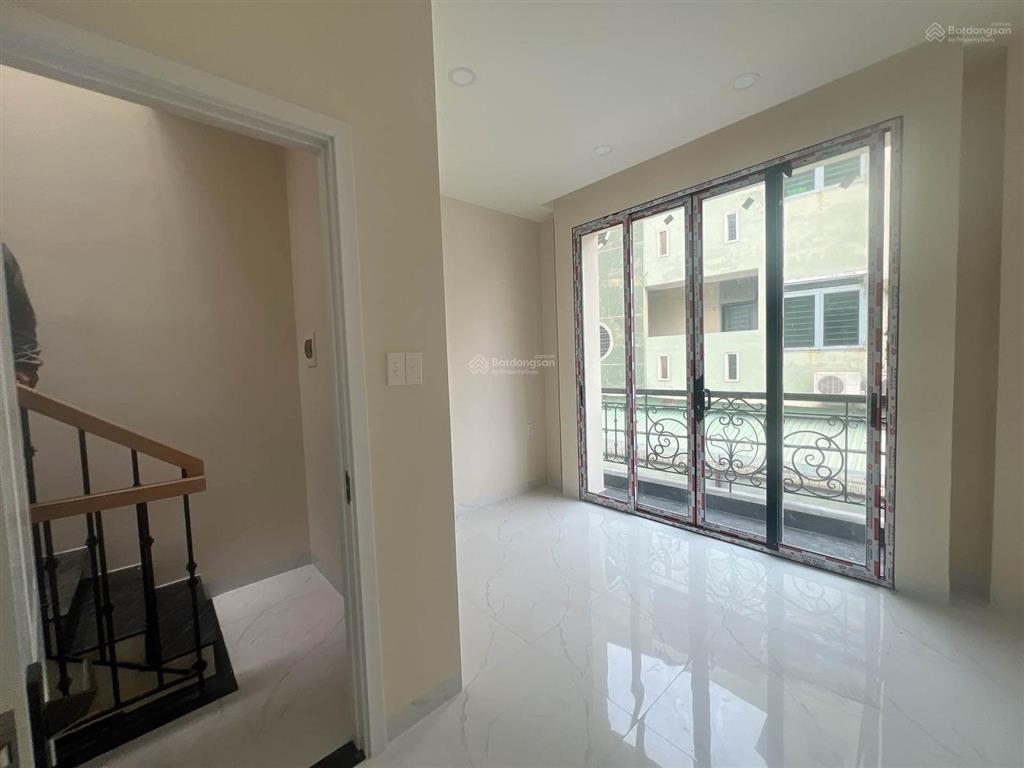 Bán nr 4pn 4wc giá cực chất 9,5 tỷ tại quốc lộ 13, 50m2