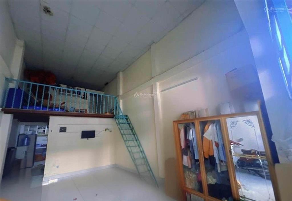 Nhà riêng tại đường số 8, 5,7 tỷ, 50m2 view đẹp hot!