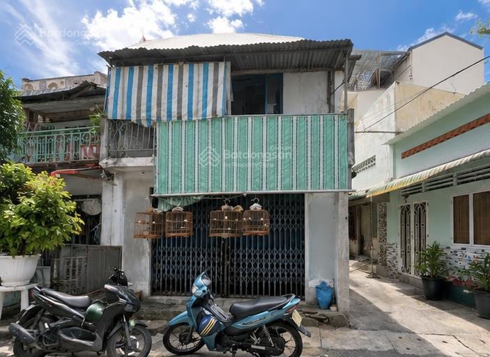 Bán nhà riêng tại đường đoàn công hớn, 5,5 tỷ, 53m2, đẹp, nhiều tiện ích
