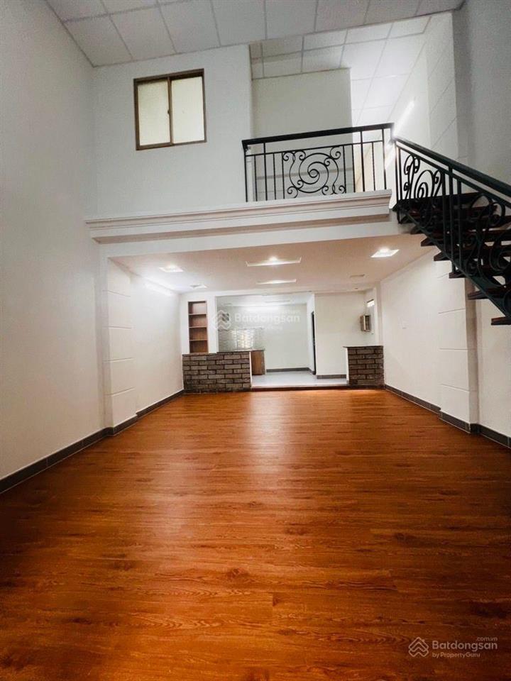 Bán nhà riêng tại đường số 4, trường thọ, 4,9 tỷ, 65m2 giá siêu hời