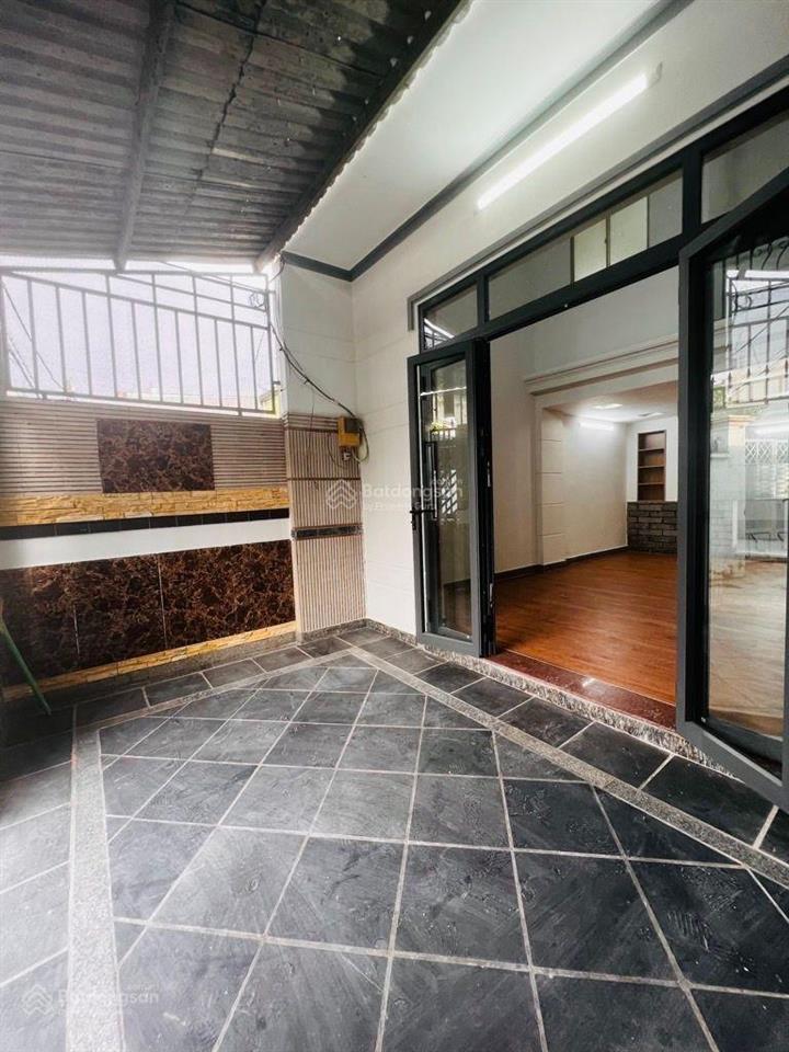 Bán nhà riêng tại đường số 4, trường thọ, 4,9 tỷ, 65m2 giá siêu hời