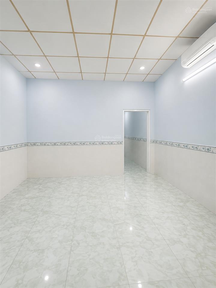 Bán nhà riêng tại đường 42, 2,3 tỷ, 55m2, giá siêu hời, bán gấp