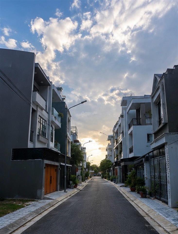 Bán đất gần chợ bình chiều, 3,83 tỷ, 55 m2, pháp lý đầy đủ