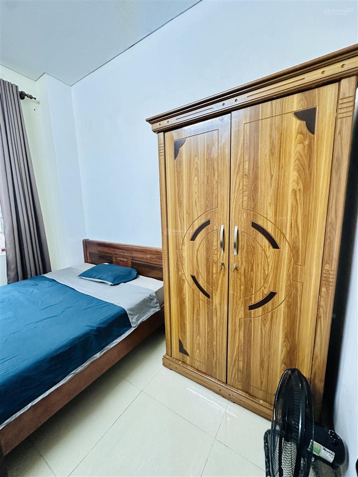 Phòng trọ trung tâm có đầy đủ nội thất tại đường nguyễn tri phương.