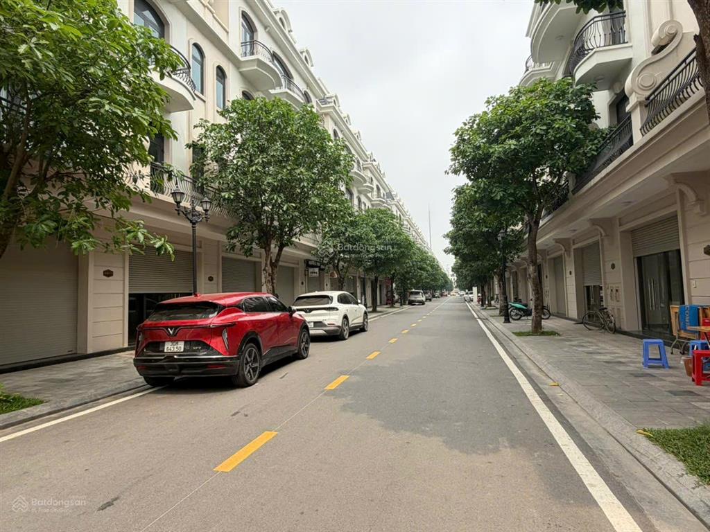 Bán liền kề xẻ khe vinhomes ocean park 2, 15 tỷ, 77m², view đẹp, giá tốt