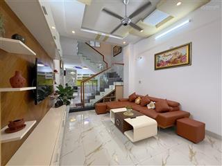 Nhà đà nẵng đẹp, ngõ thông , gần cầu rồng,kinh doanh cho tây thuê nguyên căn.