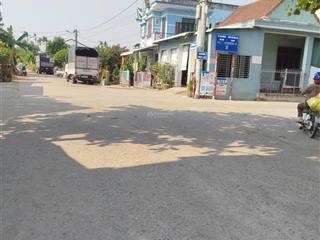 Bán lô đất đẹp ngang 6m  nằm giáp ranh hội an  đường bt 4m  giá 8xxtr/1 lô