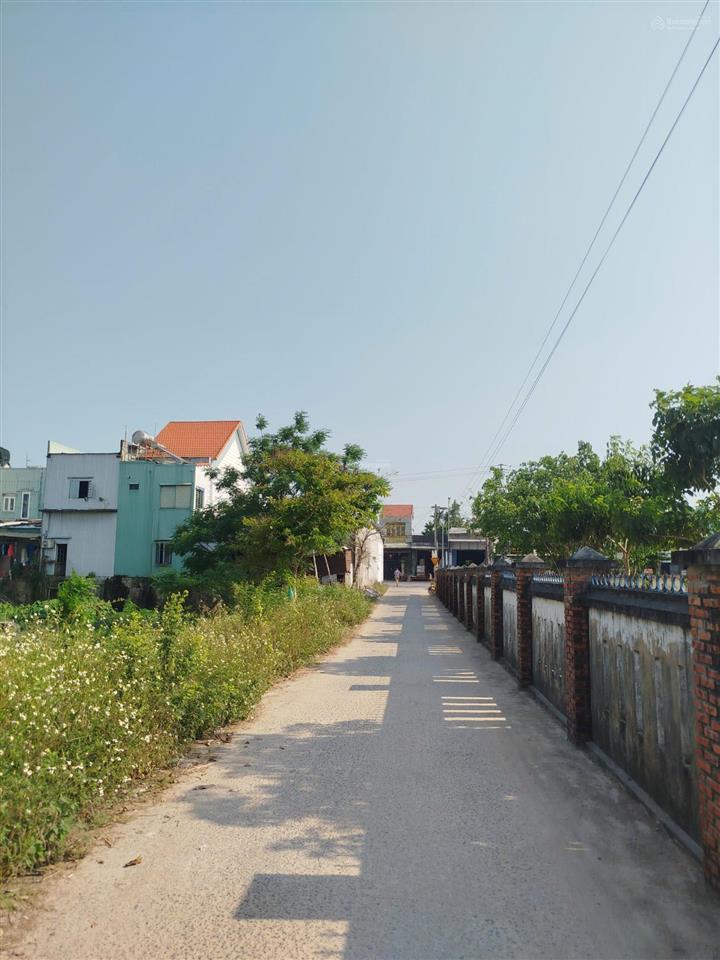Sở hữu đất nằm ven hội an  đường bê tông 4m  giá chỉ 8xx triệu/lô