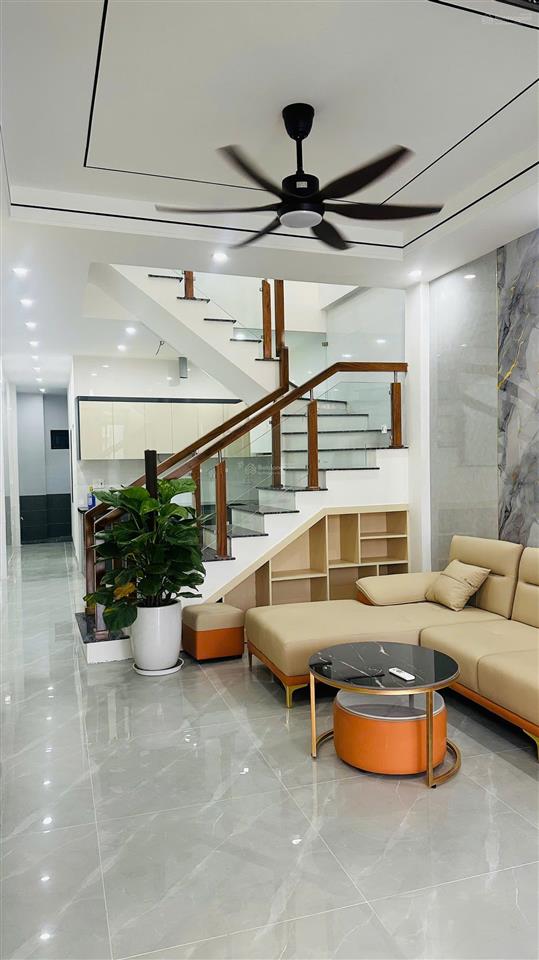 Bán nhà riêng tại phường vinh phú, hướng đông tứ trạch rộng 80 m2, nhà đầy đủ nội thất, giá 3 tỷ
