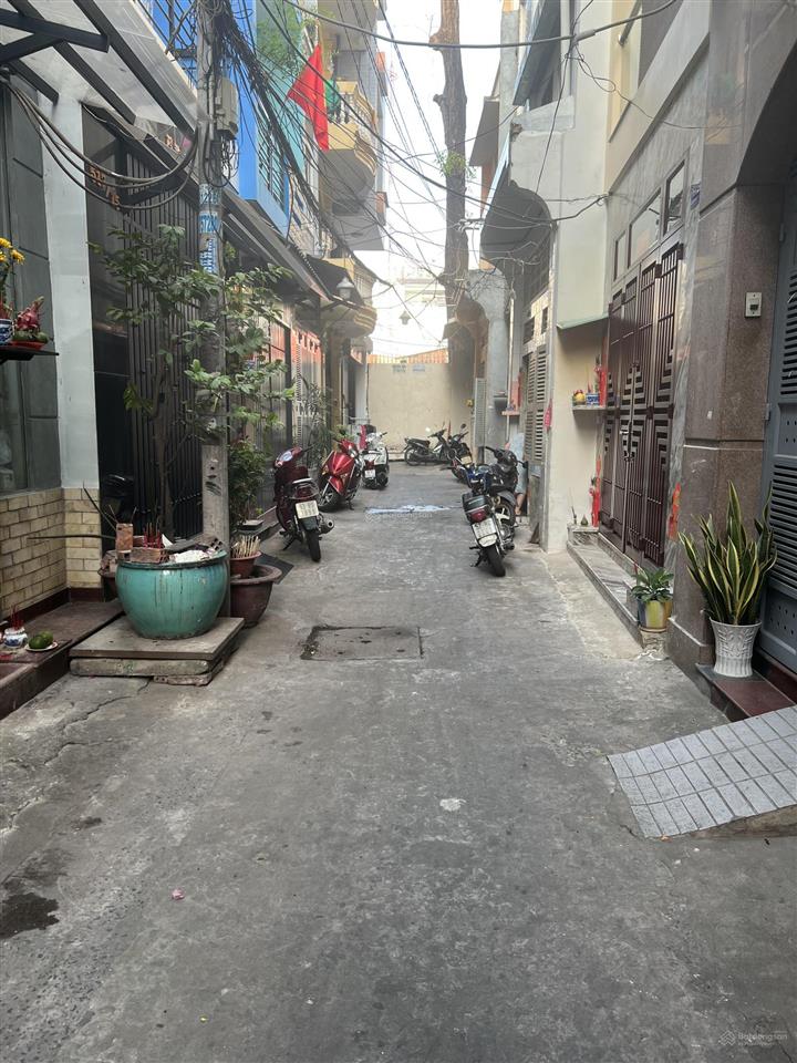Mình chính chủ bán nhà nguyễn trãi , q5
