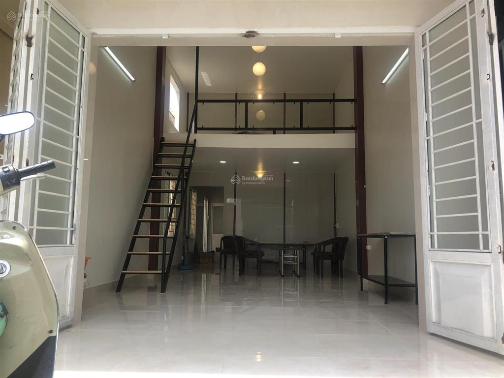 Bán nhà chính chủ dt 154,3m2 cách bv đồng nai 300m