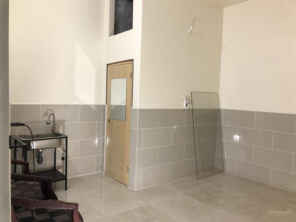 Bán nhà chính chủ dt 154,3m2 cách bv đồng nai 300m
