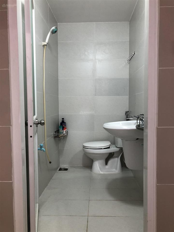 Bán nhà chính chủ dt 154,3m2 cách bv đồng nai 300m