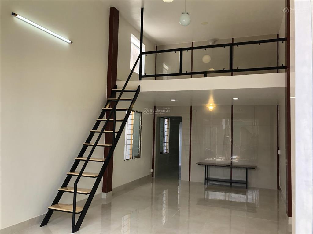 Bán nhà chính chủ dt 154,3m2 cách bv đồng nai 300m