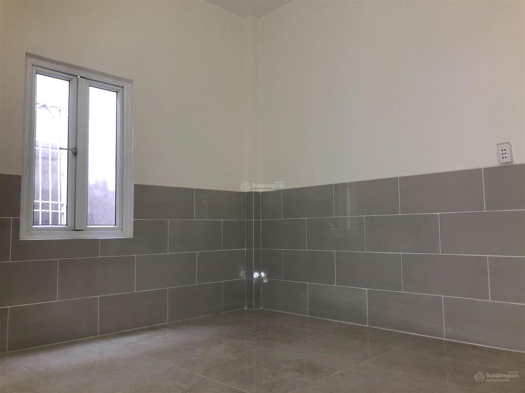 Bán nhà chính chủ dt 154,3m2 cách bv đồng nai 300m