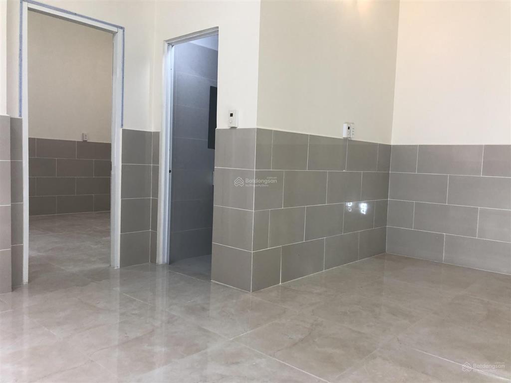 Bán nhà chính chủ dt 154,3m2 cách bv đồng nai 300m