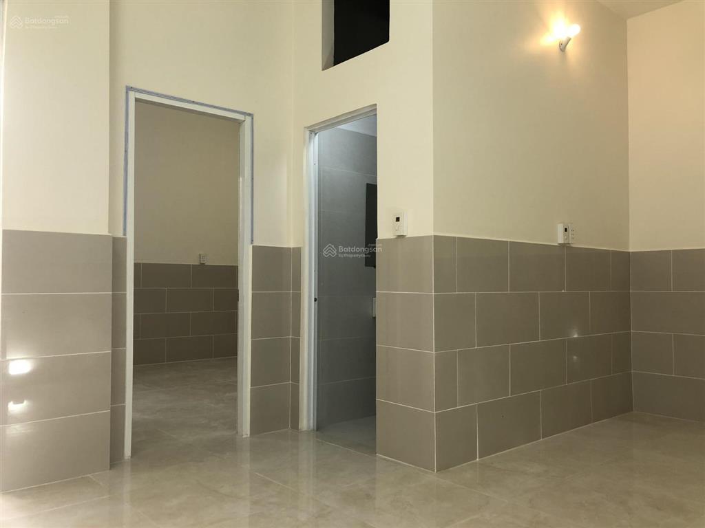 Bán nhà chính chủ dt 154,3m2 cách bv đồng nai 300m