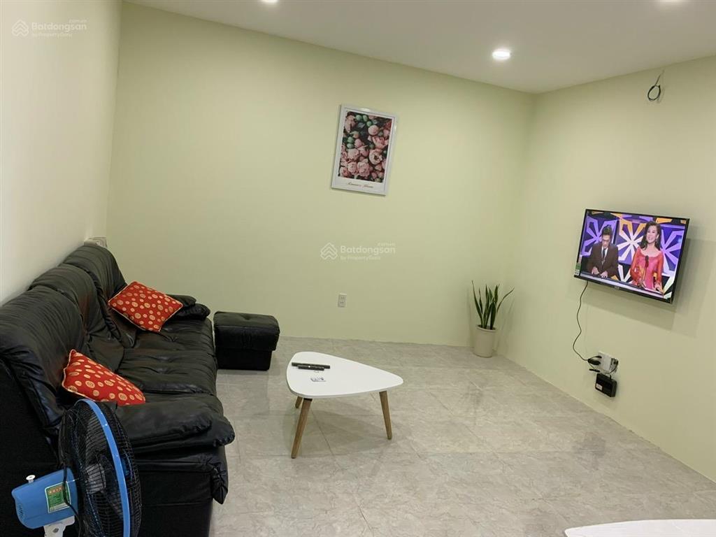 Bán căn hộ chung cư mường thanh 04 trần phú, 2 phòng ngủ, view sông, 2,8 tỷ
