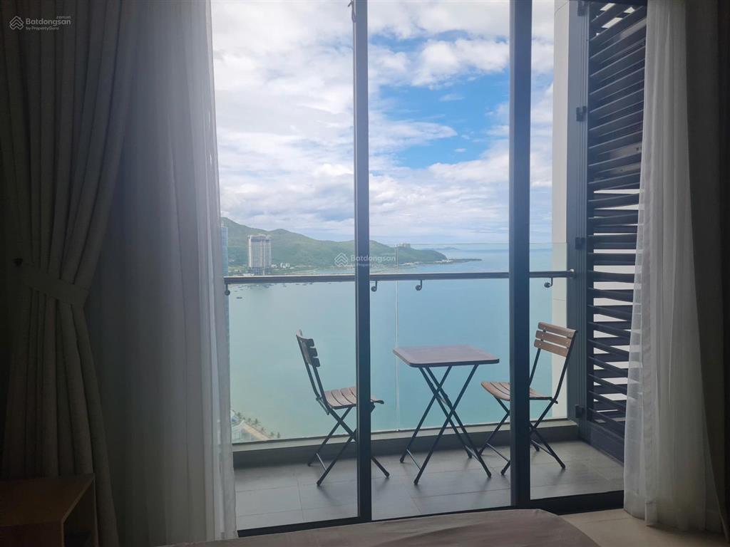 Bán nhanh căn chung cư scenia bay, 1 ngủ cộng view đông bắc tầng cao, giá bán 4,2 tỷ