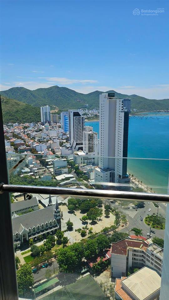 Bán căn hộ 2pn scenia bay, nha trang, tầng cao, giá tốt, 6.3 tỷ