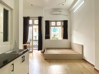 Phòng ban công ngay phan xích long, full nội thất, oto đưa đón tận nơi