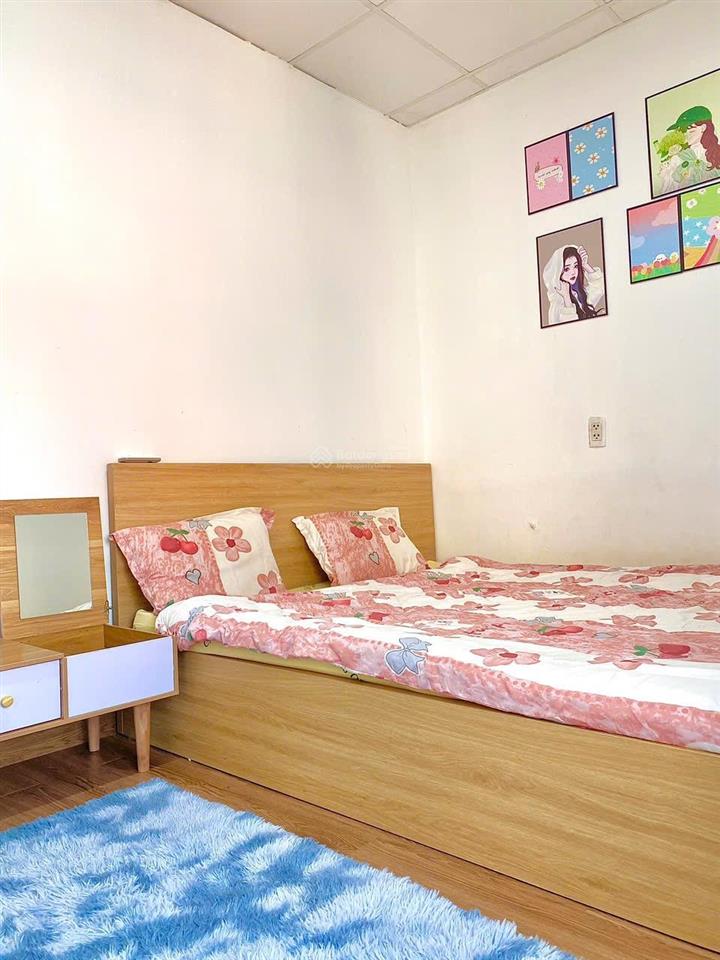 2 phòng ngủ đường ô tô nằm ngay khu sầm uất phan xích long, cách bờ kè trường sa chỉ 2' đi bộ